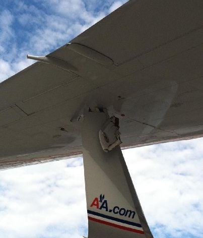 美國航空兩架客機發生擦碰 757飛機翼尖折損