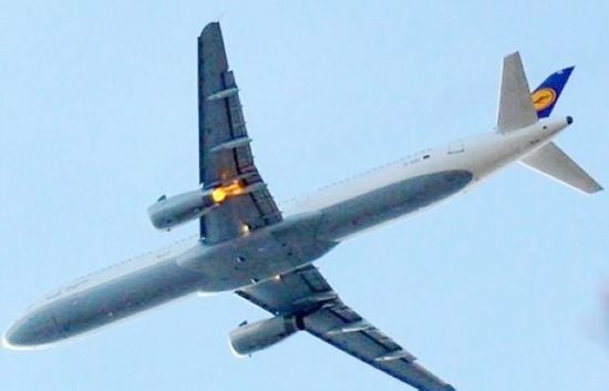 德國空客飛機起飛15分鐘后引擎著火被迫返航