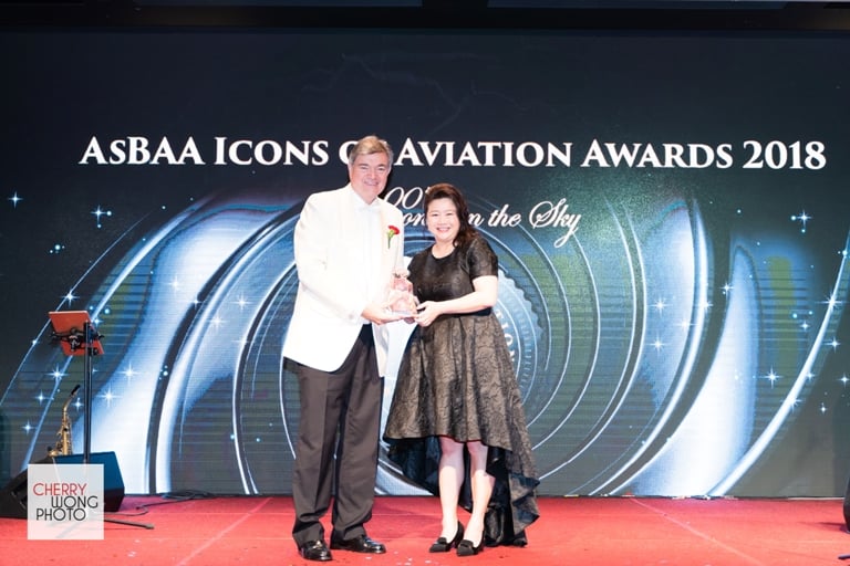 ȫ򹫄(w)C(j)(jng)N(xio)Jetcraft Asia̫^(q)ôDavid DixonC(jing).jpg