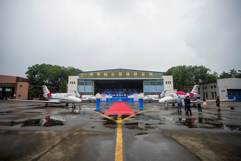 01-【新聞稿】德事隆航空與中國(guó)民用航空飛行學(xué)院成功舉辦賽斯納獎(jiǎng)狀M2 鑒賞活動(dòng).jpg
